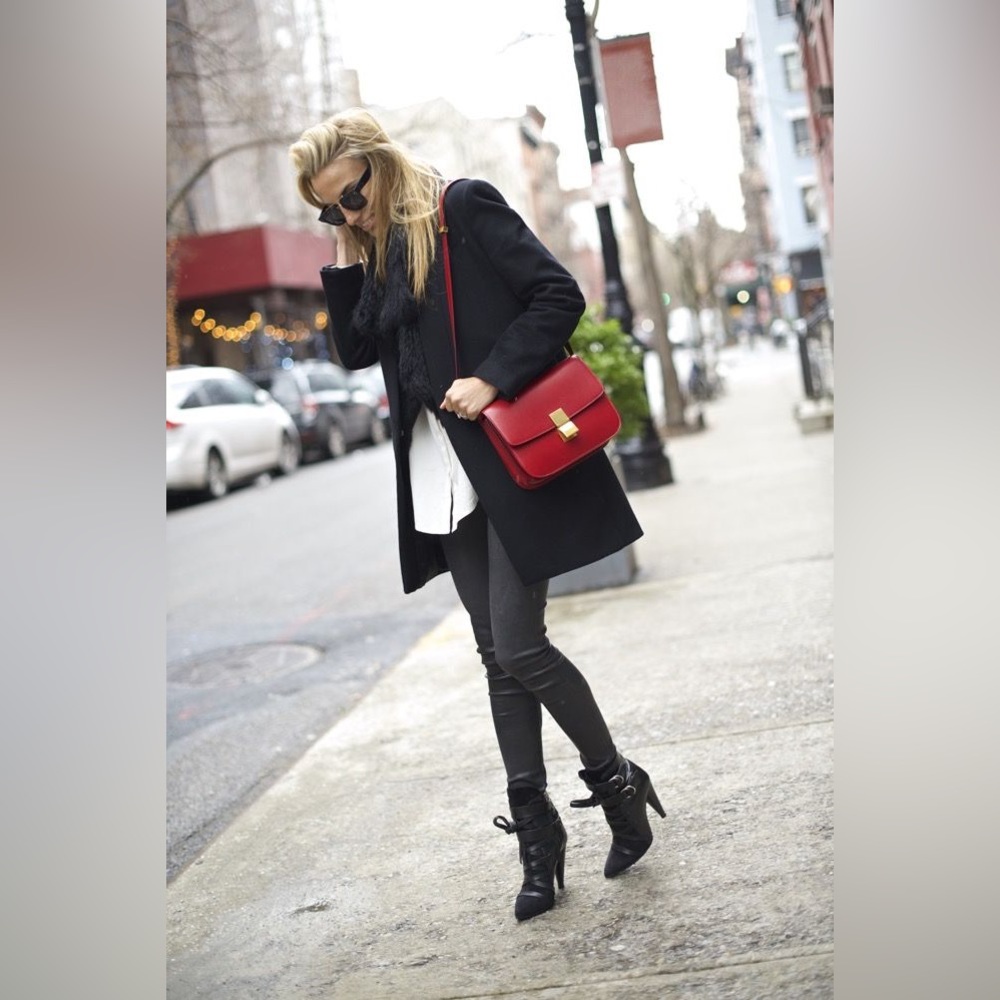 Box Calfskin Medium Classic Box Flap Bag Red
